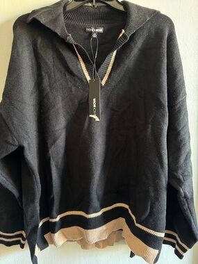 Fashion Nova Black V-Neck Hooded Sweater with Tan Trim